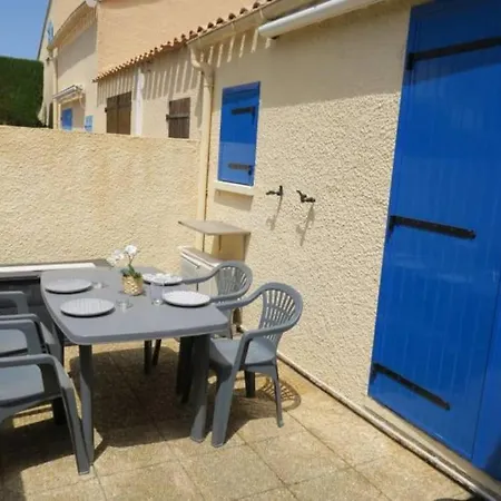 A 300 M De La Plage - Terrasse, Climatisation & Parking Prive